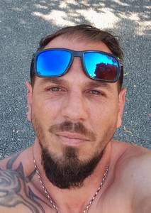 Photo du profil Roman, 36 ans à Villefranche-sur-Saône