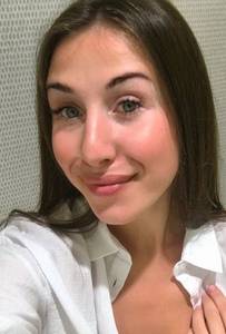 Femme célibataire 30 ans à Angers