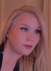 Femme célibataire 34 ans à Versailles