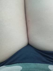 Petite coquine  coquine à plan-cul-charnod