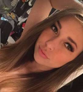 Femme coquine cheveux noir super chaude à plan-cul-pertheville-ners