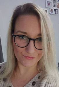 Femme célibataire 35 ans à Poitiers