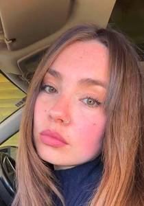 Femme célibataire 28 ans à Lille