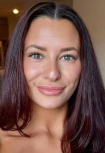 Femme célibataire 32 ans à Laval