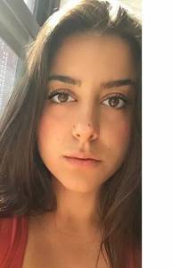 Femme célibataire 27 ans à Evry