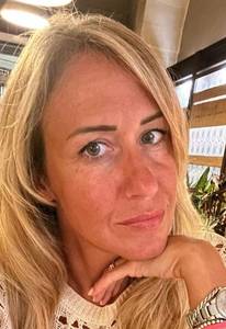 Femme célibataire 43 ans à Evry