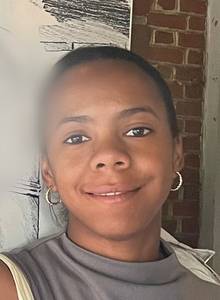 Femme célibataire 22 ans à Pau