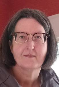 Femme célibataire 48 ans à Reims
