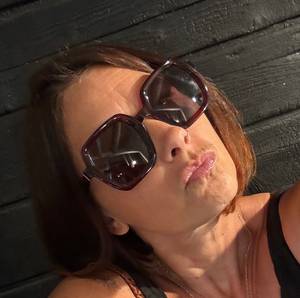 Emma9842