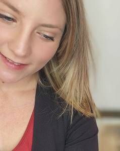Femme célibataire 31 ans à Nanterre
