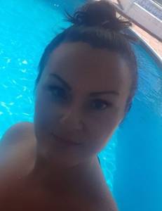 Femme célibataire 36 ans à Evry