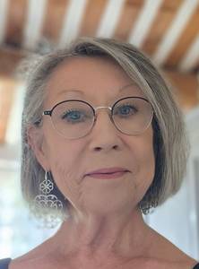 Femme célibataire 69 ans à Lausanne
