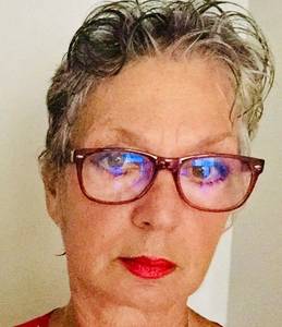 Femme célibataire 65 ans à Marseille