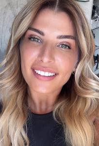Femme célibataire 27 ans à Orleans