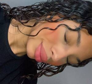 Femme célibataire 22 ans à Nice