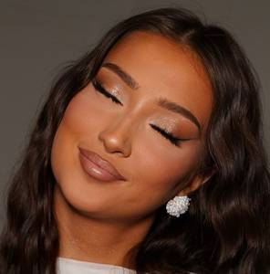 Petite coquine   de plan-cul-yronde-et-buron