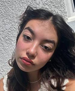 Femme célibataire 21 ans à Toulouse