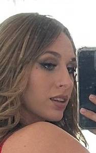 Angela rencontre avec Angela