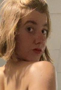 Femme célibataire 23 ans à Aix-en-Provence