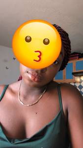 Fan de sortie, balade, voyage. Passionne de lecture et ma cam c'est la musique. J'ai un gosse, si a te drange m'cris pas. Recherche une relation srieuse uniquement. Au plaisir de vous lire ??