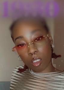 Femme célibataire 33 ans à Nanterre