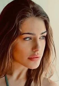 Femme célibataire 26 ans à Evry