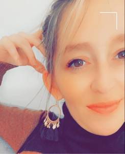 Femme célibataire 29 ans à Ath