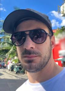 Tu veux prendre contact? célibataire 24 ans