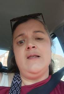 Femme célibataire 42 ans à Evry