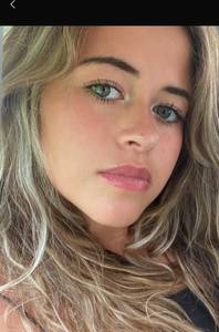 Petite coquine  super chaude 