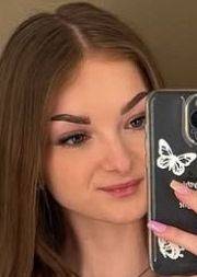 Tgrenen7, femme coquine de 21 ans - Paris