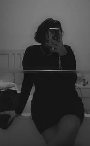 Good vibes ??
Pas de prise de t�te!

#curvy 
Si tu cherches une meuf taille XS passe ton chemin ??