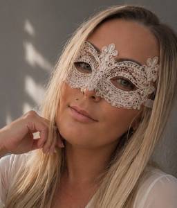 Femme célibataire 40 ans à Reims