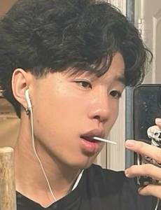 Femme 19 ans Montreuil