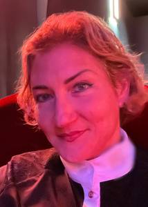 Petite coquine  coquine de plan-cul-vitrolles