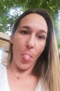 Femme célibataire 36 ans à Amiens
