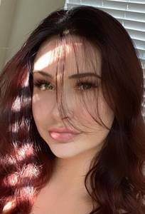 Femme célibataire 27 ans à Monaco