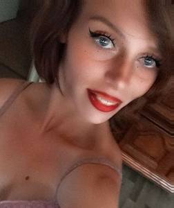 Femme célibataire 25 ans à Nanterre