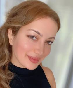 Femme célibataire 33 ans à Versailles