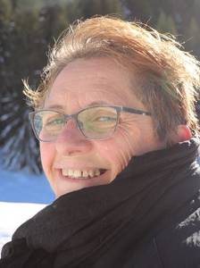 Femme célibataire 60 ans à Paris-3e