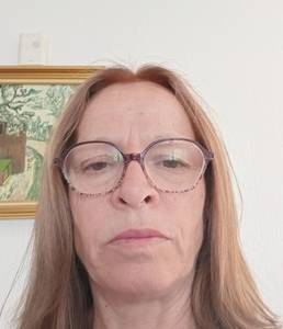 Femme célibataire 64 ans à Annemasse