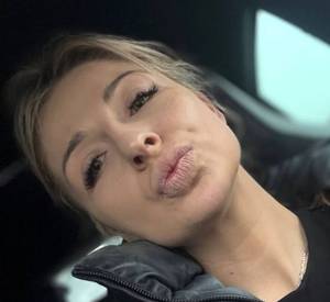 Femme célibataire 25 ans à Evry