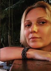 Femme célibataire 27 ans à Le-Mans