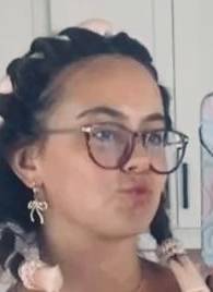 Petite coquine  super chaude à plan-cul-kerugan