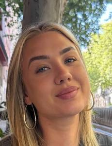 Femme célibataire 26 ans à Le-Mans