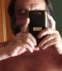 Tu veux prendre contact? célibataire 25 ans
