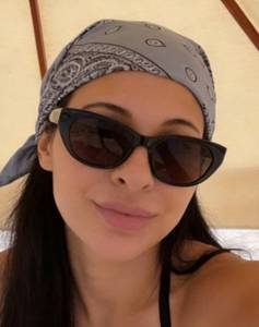 Stella, 25 ans, sur Albi depuis quelques temps. Je suis ici pour passer le temps, sans me prendre la t�te ??