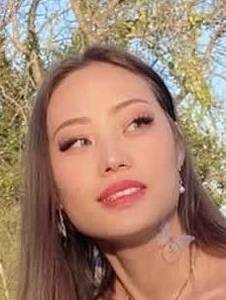 Femme célibataire 35 ans à Paris-11e