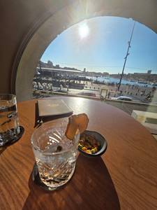 Femme célibataire 32 ans à Aix-en-Provence