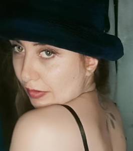 Martesvenus85, femme coquine de 23 ans - La Concordia